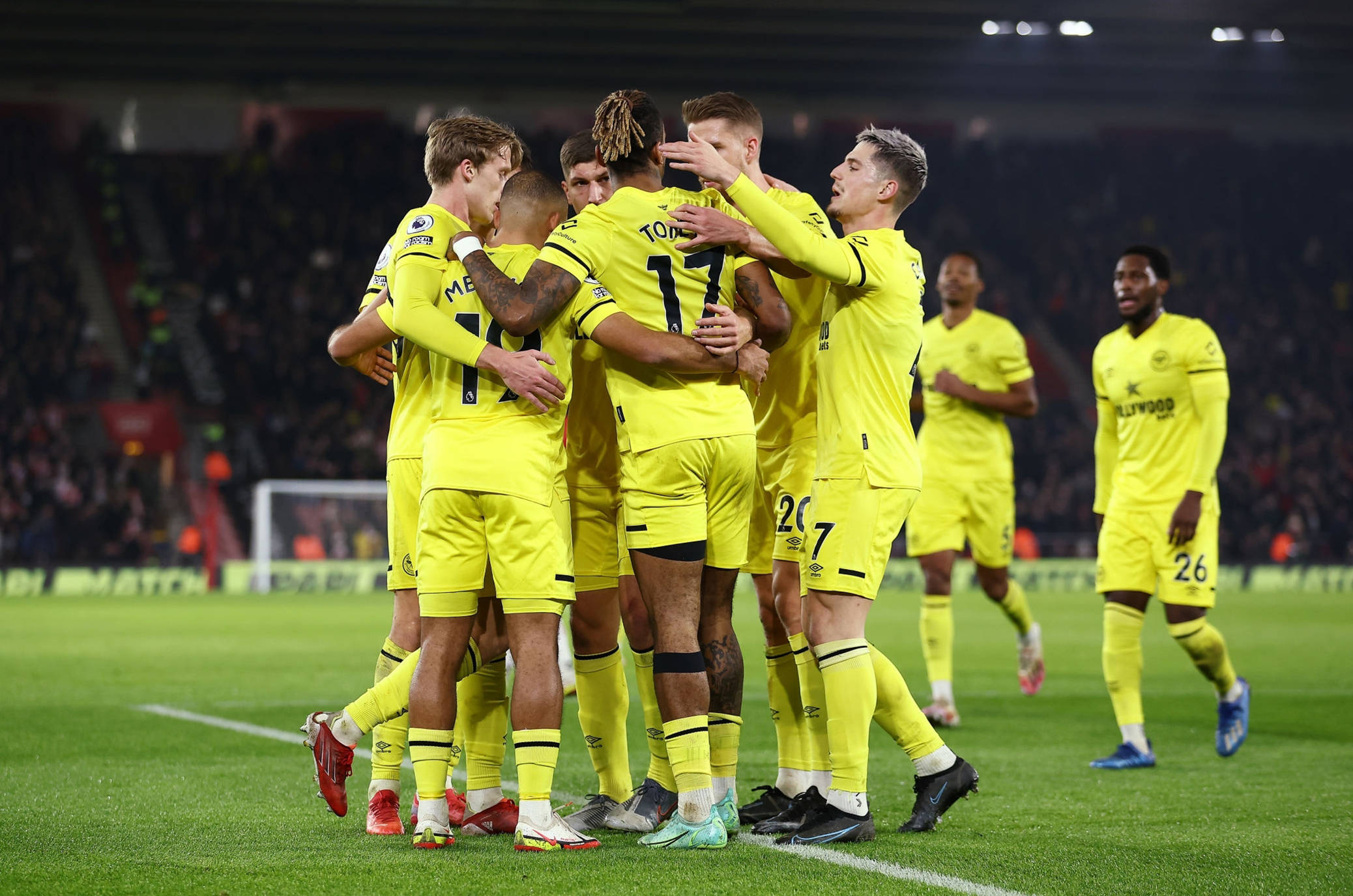 赖亚文现身 赖亚文现身